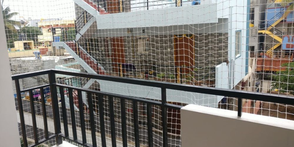 Anti Bird Nets Fixing